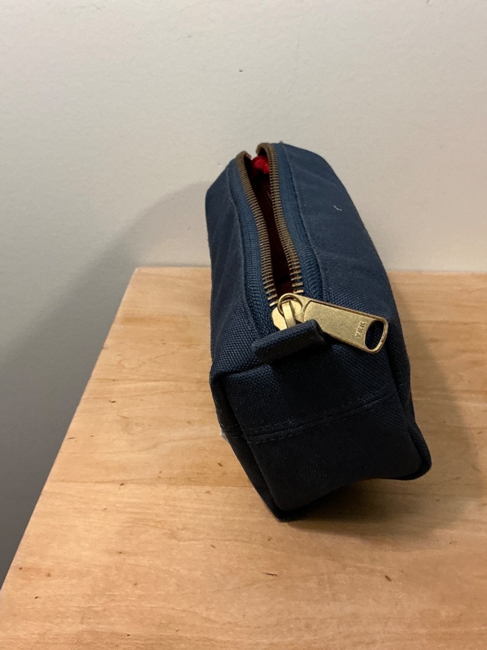 Herschel Supply Co Settlement Pencil. Case Blue - Picture 3 of 4